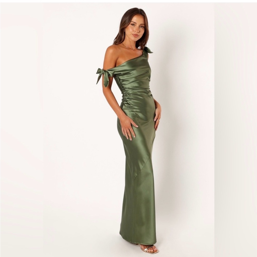 petal and pup SELMA OFF SHOULDER MAXI DRESS Women’s small